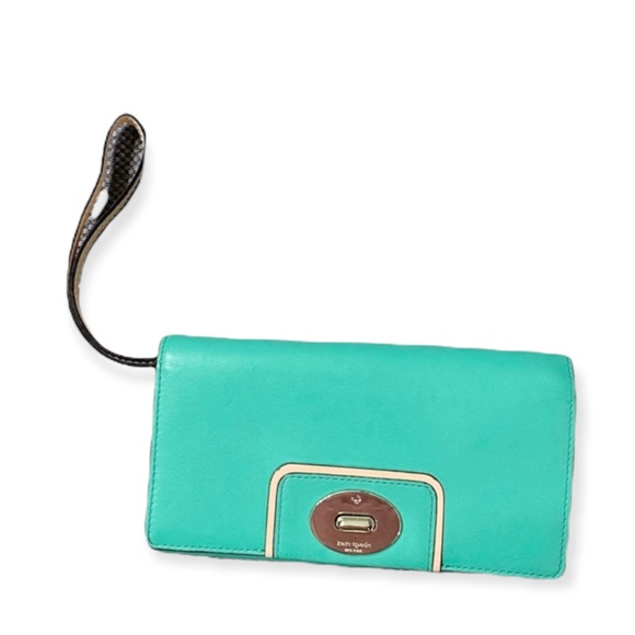 kate spade Handbags - Kate Spade Retractable Wristlet Leather Wallet